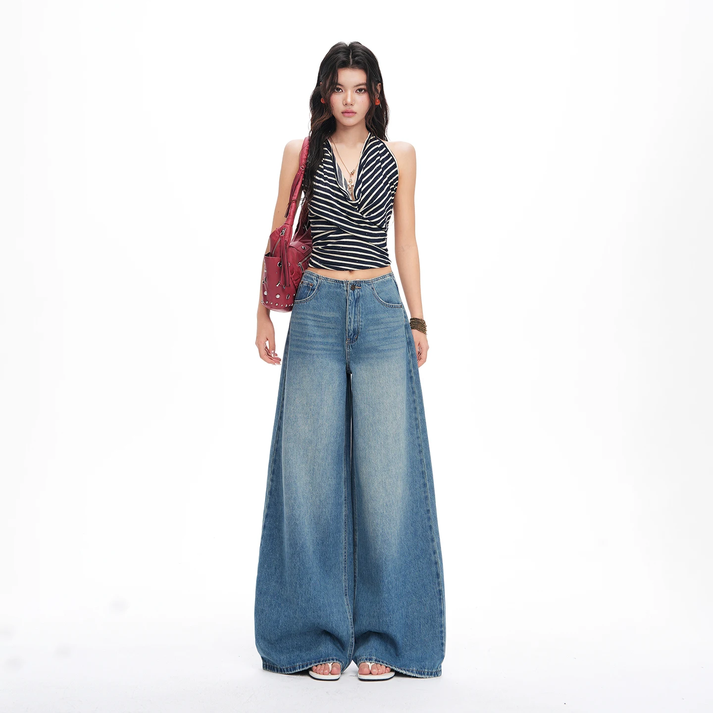 Women's Vintage Playful Waistless Design A Line Korean Style Loose Wide Leg Jeans
Women's Vintage Playful Waistless Design A Line Korean Style Loose Wide Leg Jeans