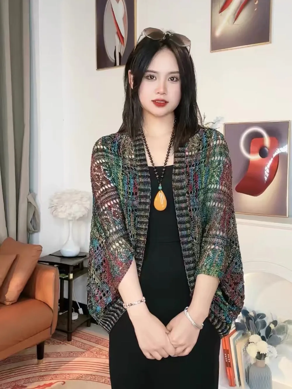Spring Summer New Ice Silk Knit Cardigan 2025 New Women Middle-Aged Mothers Solid Color Shawl Hollow Sunscreen Coat Female Tops
Spring Summer New Ice Silk Knit Cardigan 2025 New Women Middle-Aged Mothers Solid Color Shawl Hollow Sunscreen Coat Female Tops