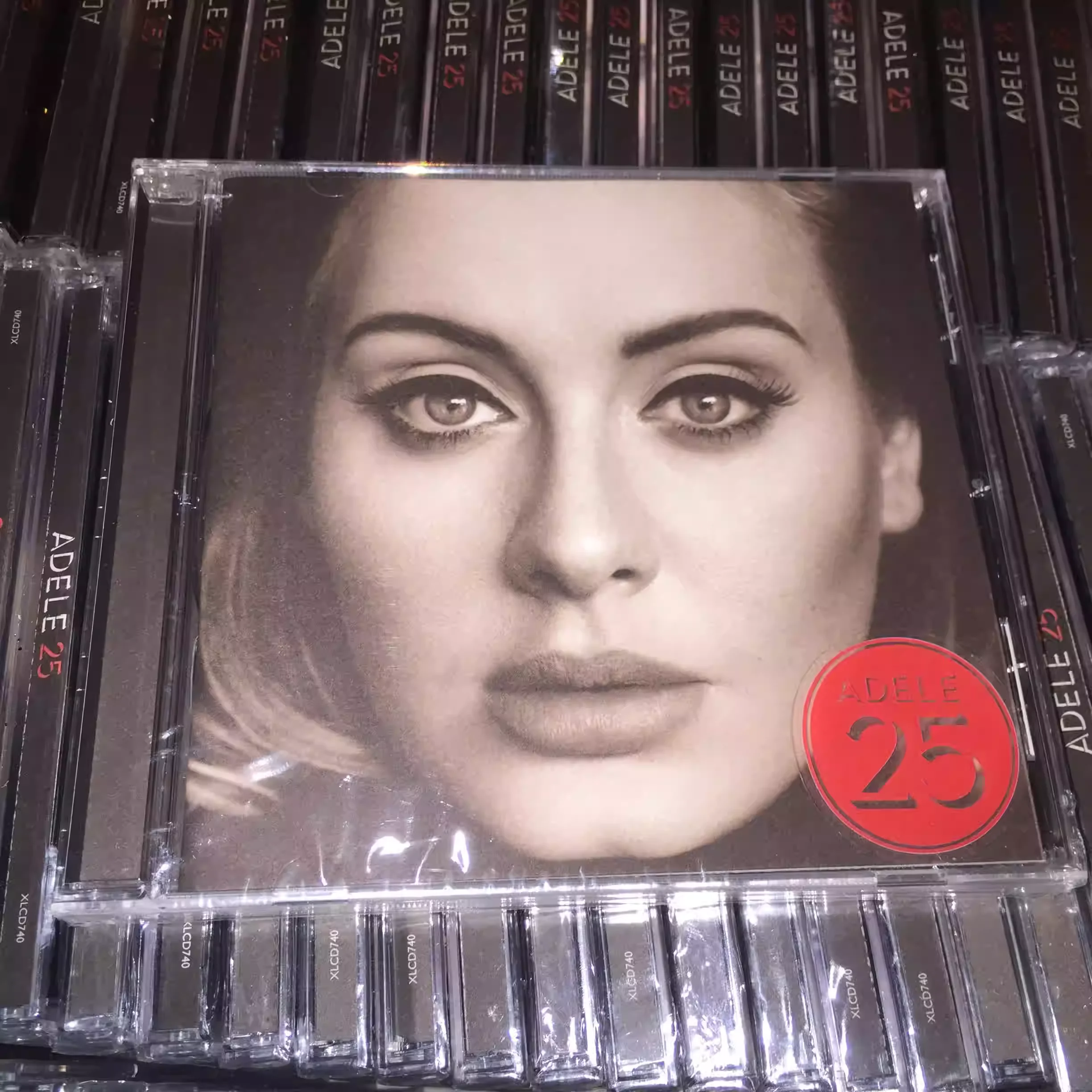 Classic Pop & Soul Ballad Album Adele Music CD 25 Music Record Cosplay Walkman Car Soundtracks Box Gifts Party Music Collection
Classic Pop & Soul Ballad Album Adele Music CD 25 Music Record Cosplay Walkman Car Soundtracks Box Gifts Party Music Collection