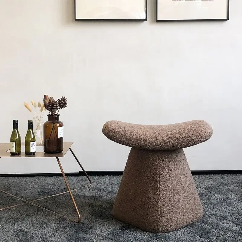 Nordic Creative Shoe Changing Stools Modern Little Footsteps Bedroom Lamb Fleece Makeup Chairs Ottomans Living Room Furniture
Nordic Creative Shoe Changing Stools Modern Little Footsteps Bedroom Lamb Fleece Makeup Chairs Ottomans Living Room Furniture