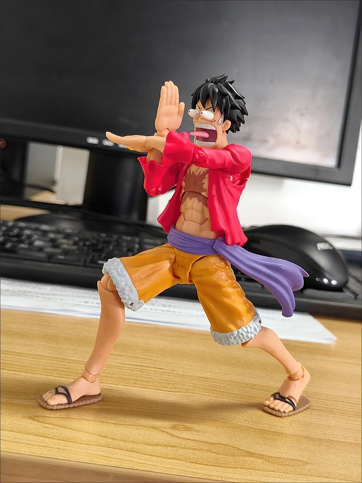 In Stock Original Bandai S.H.Figuarts SHF ONE PIECE Monkey D. Luffy Gear 5 Anime Action Figures Model Toy Collection Doll Gifts
In Stock Original Bandai S.H.Figuarts SHF ONE PIECE Monkey D. Luffy Gear 5 Anime Action Figures Model Toy Collection Doll Gifts