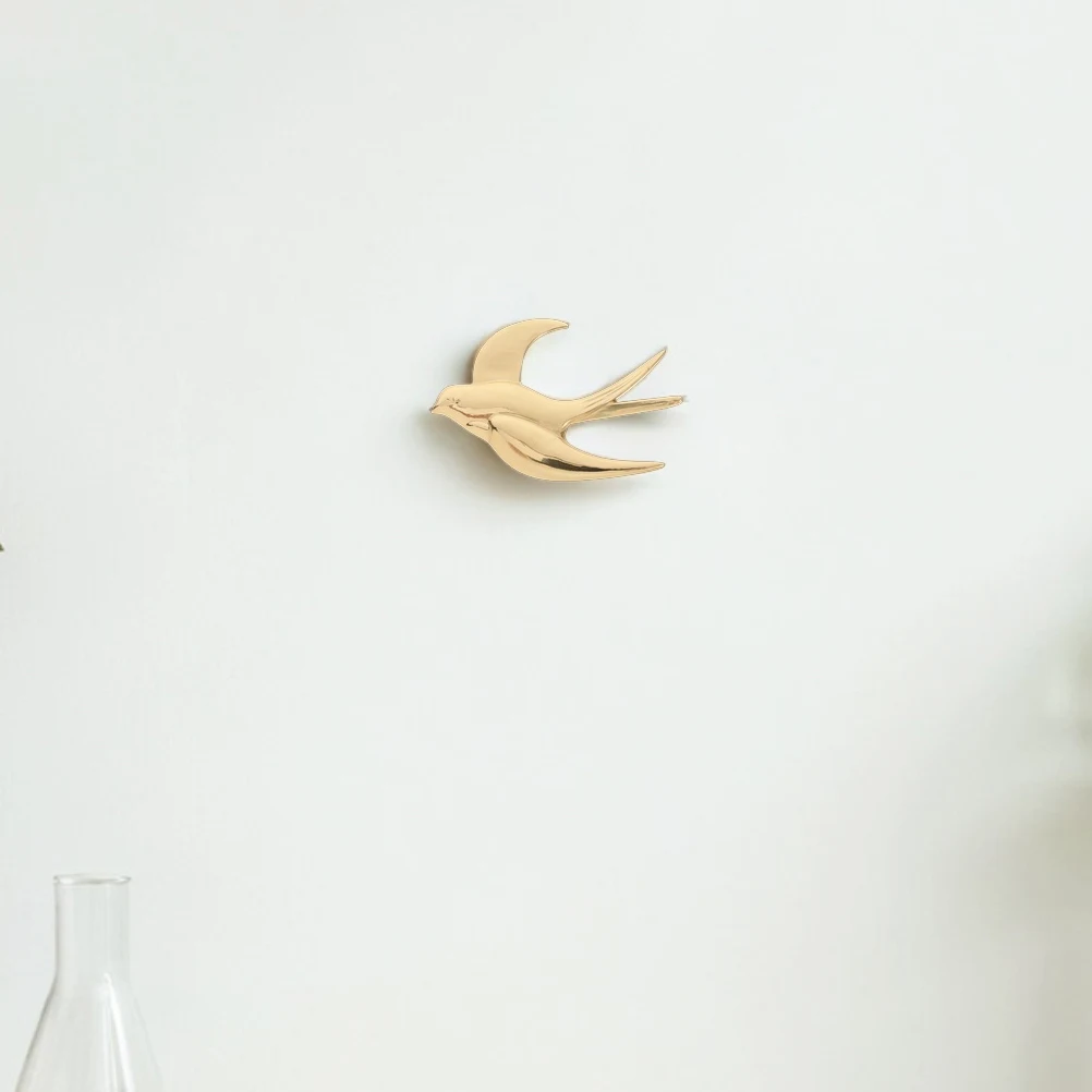 2pcs Wall Sculptures Living Room Wall Decor Metal Bird Sculpture Home Ornament Farmhouse Decor Metal Artwork
2pcs Wall Sculptures Living Room Wall Decor Metal Bird Sculpture Home Ornament Farmhouse Decor Metal Artwork
