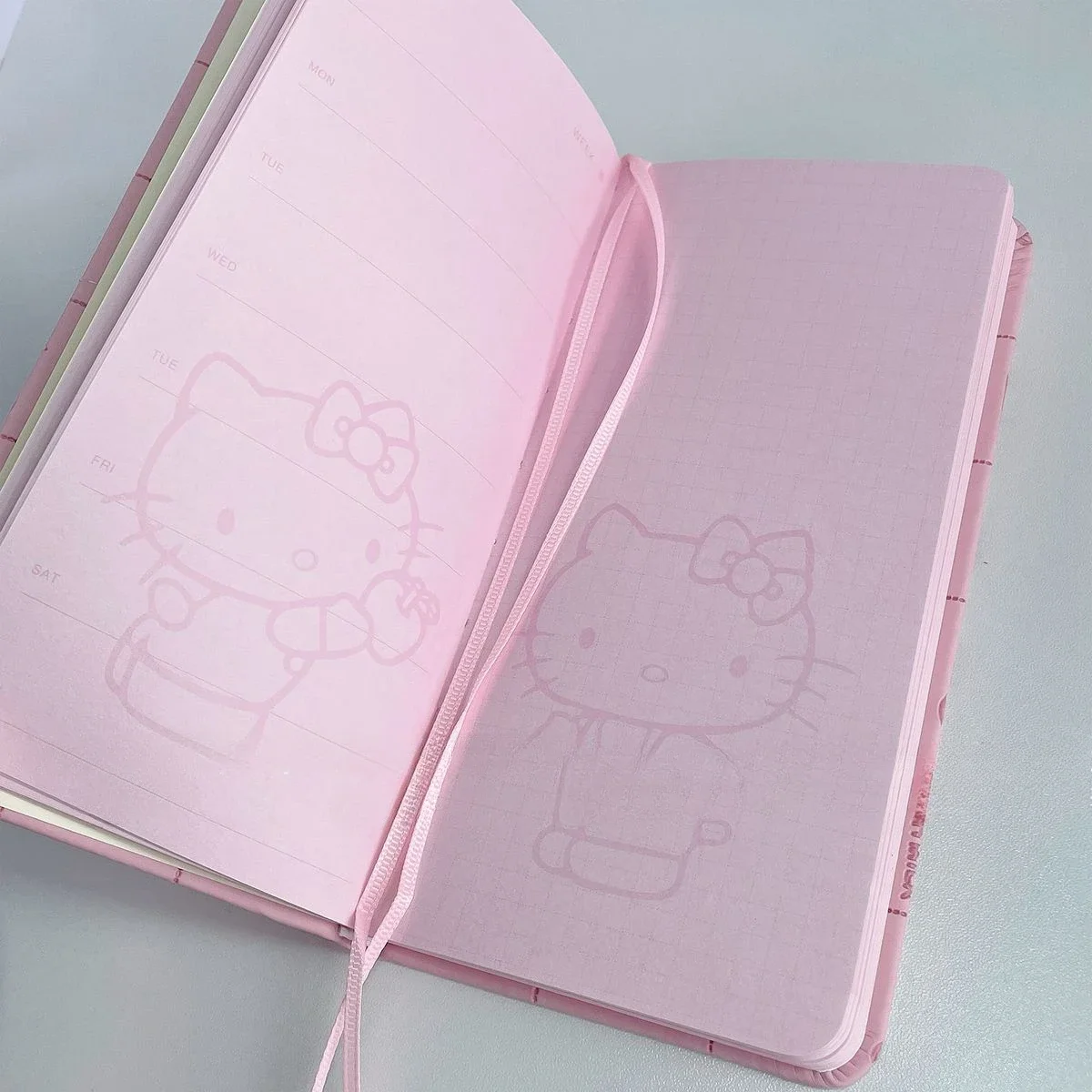 Hello Kitty Pink Cute Cartoon Diary Portable Accounting Ledger Student Simple Good Looks Memorandum Daily Plan Send To Friends
Hello Kitty Pink Cute Cartoon Diary Portable Accounting Ledger Student Simple Good Looks Memorandum Daily Plan Send To Friends