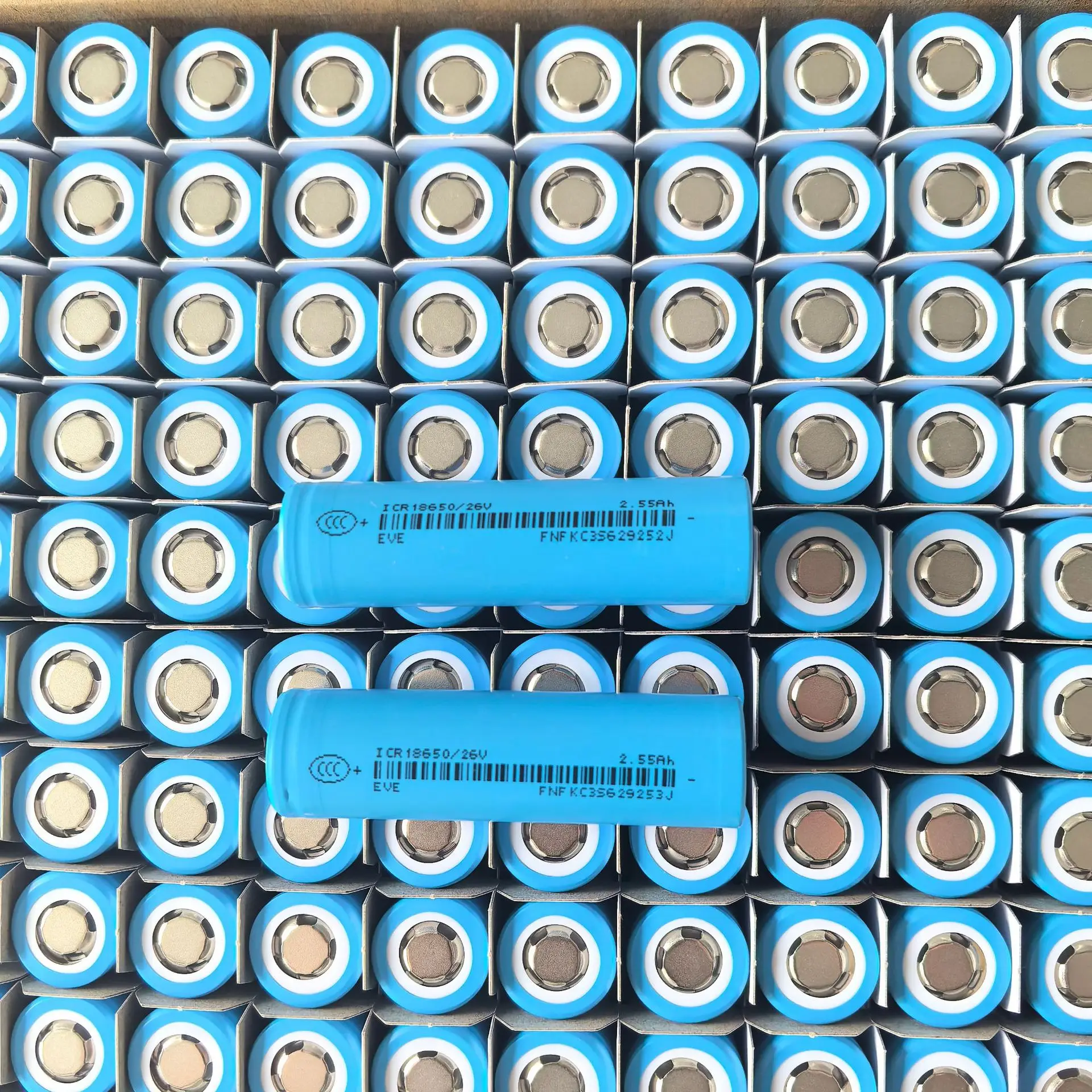 1-100pcs Original Grade A EVE 26V 2600mah Battery 18650 3.6V Rechargeable Lithium Batteries for Power Tools Electric Bicycle
1-100pcs Original Grade A EVE 26V 2600mah Battery 18650 3.6V Rechargeable Lithium Batteries for Power Tools Electric Bicycle
