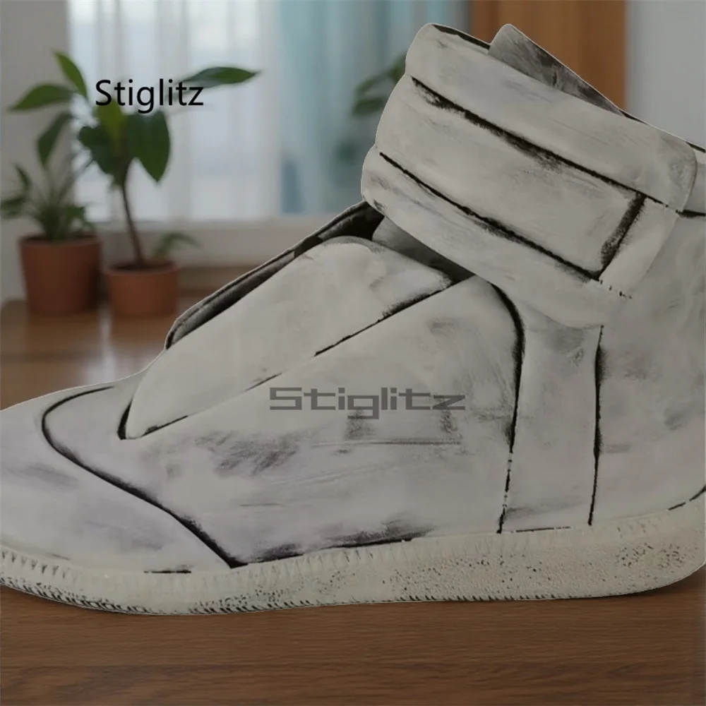 White Graffiti Casual High Top Boots for Men Women Genuine Leather Breathable Sports Shoes Flats Round Toe Sneakers Couple Shoes
White Graffiti Casual High Top Boots for Men Women Genuine Leather Breathable Sports Shoes Flats Round Toe Sneakers Couple Shoes