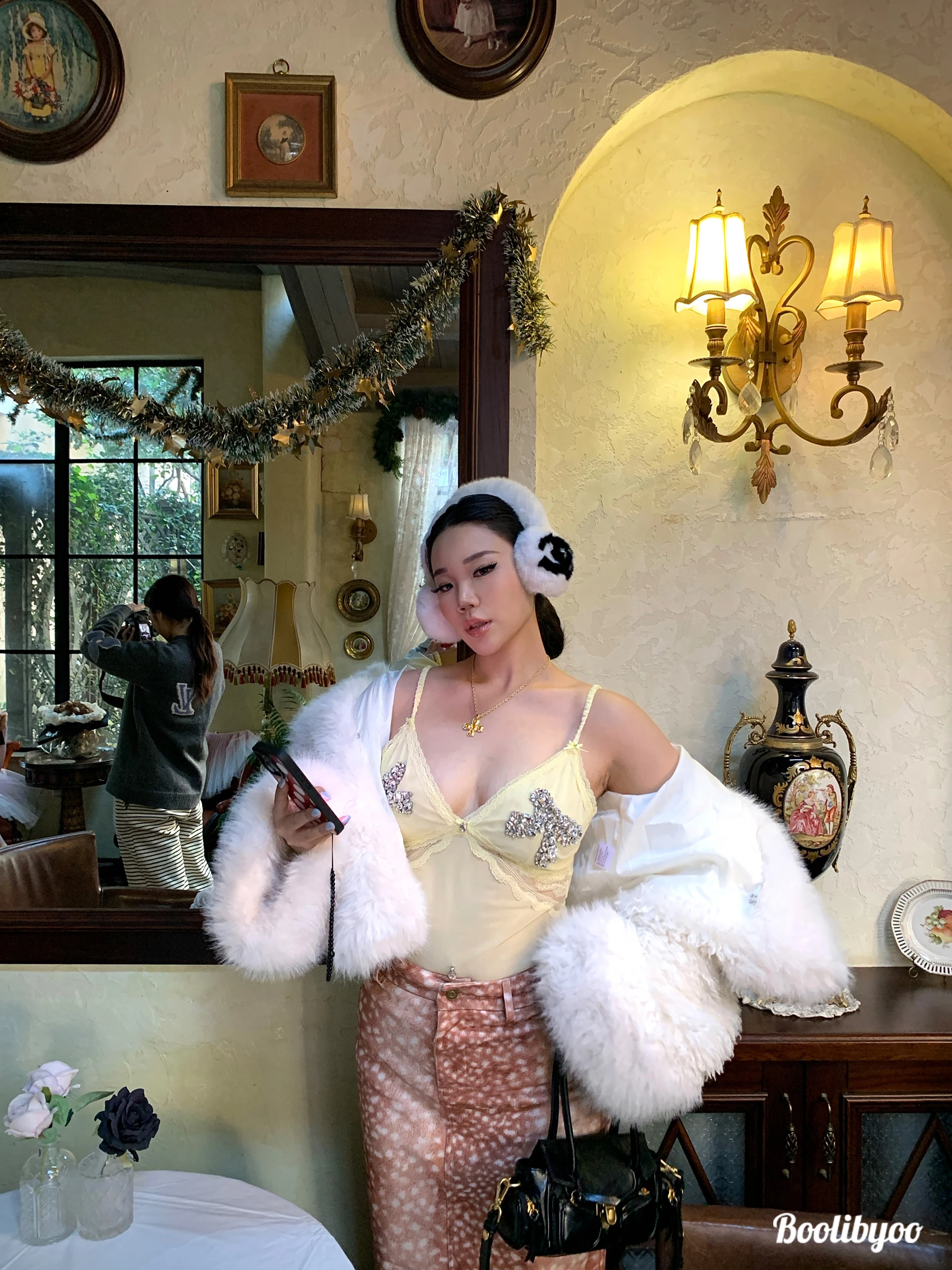 Женский топ-боди Boolibyoo с пайетками, кружевными вставками и лямками, большие размеры, в стиле Spicy Girl
Женский топ-боди Boolibyoo с пайетками, кружевными вставками и лямками, большие размеры, в стиле Spicy Girl