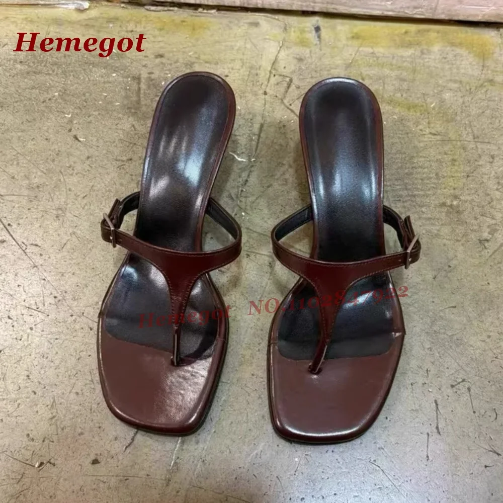 Brown Clip Toe Kitten Heels Slippers Buckled T-Strap Women's Slippers Outside Patchwork Casual Runway Shoes Summer 2026 New Sexy
Brown Clip Toe Kitten Heels Slippers Buckled T-Strap Women's Slippers Outside Patchwork Casual Runway Shoes Summer 2026 New Sexy