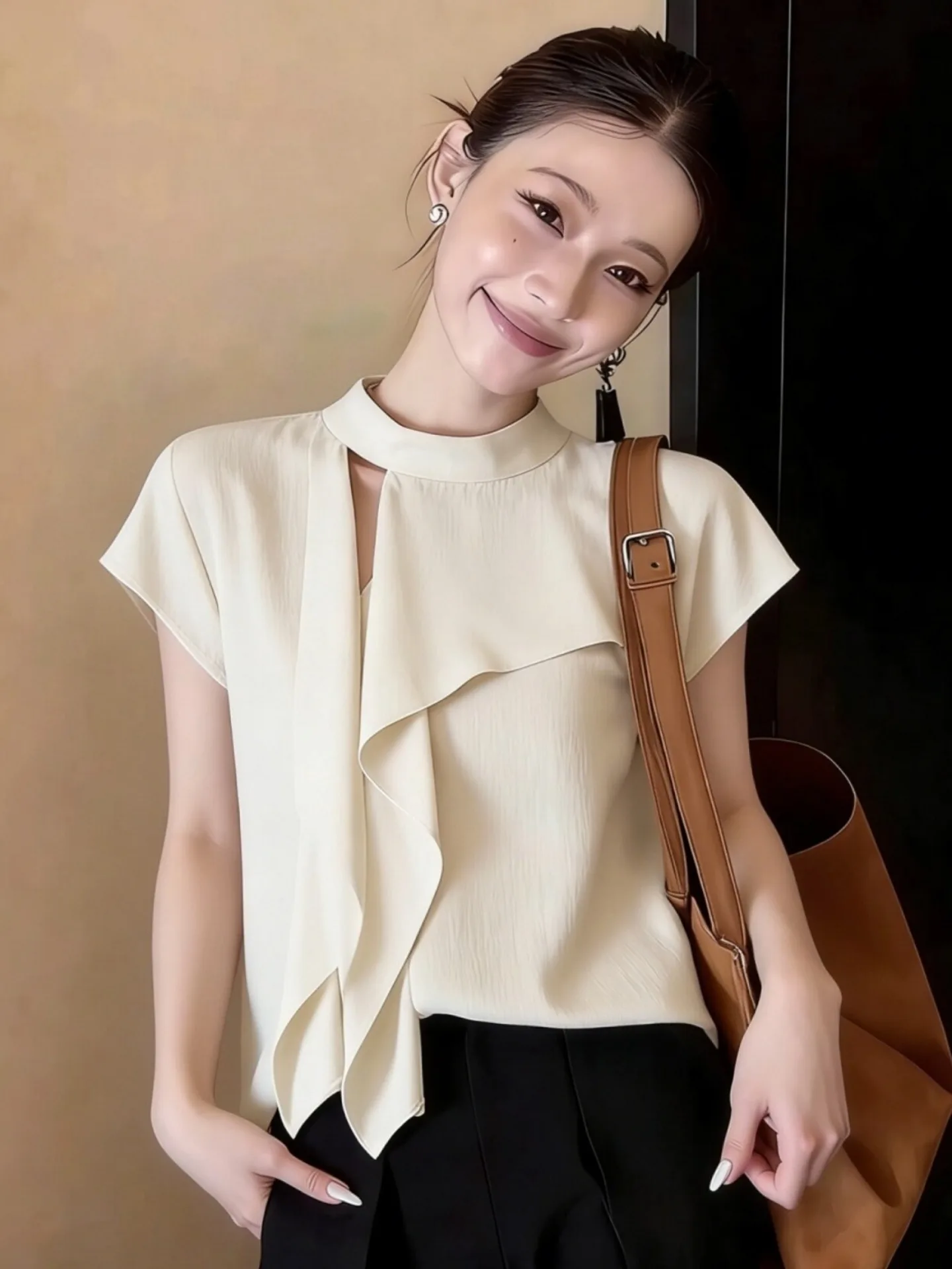 Fashionable Summer Shirt Women's Short Sleeve Design Sensation Commute Style Lace Casual Breathable Skin-friendly
Fashionable Summer Shirt Women's Short Sleeve Design Sensation Commute Style Lace Casual Breathable Skin-friendly