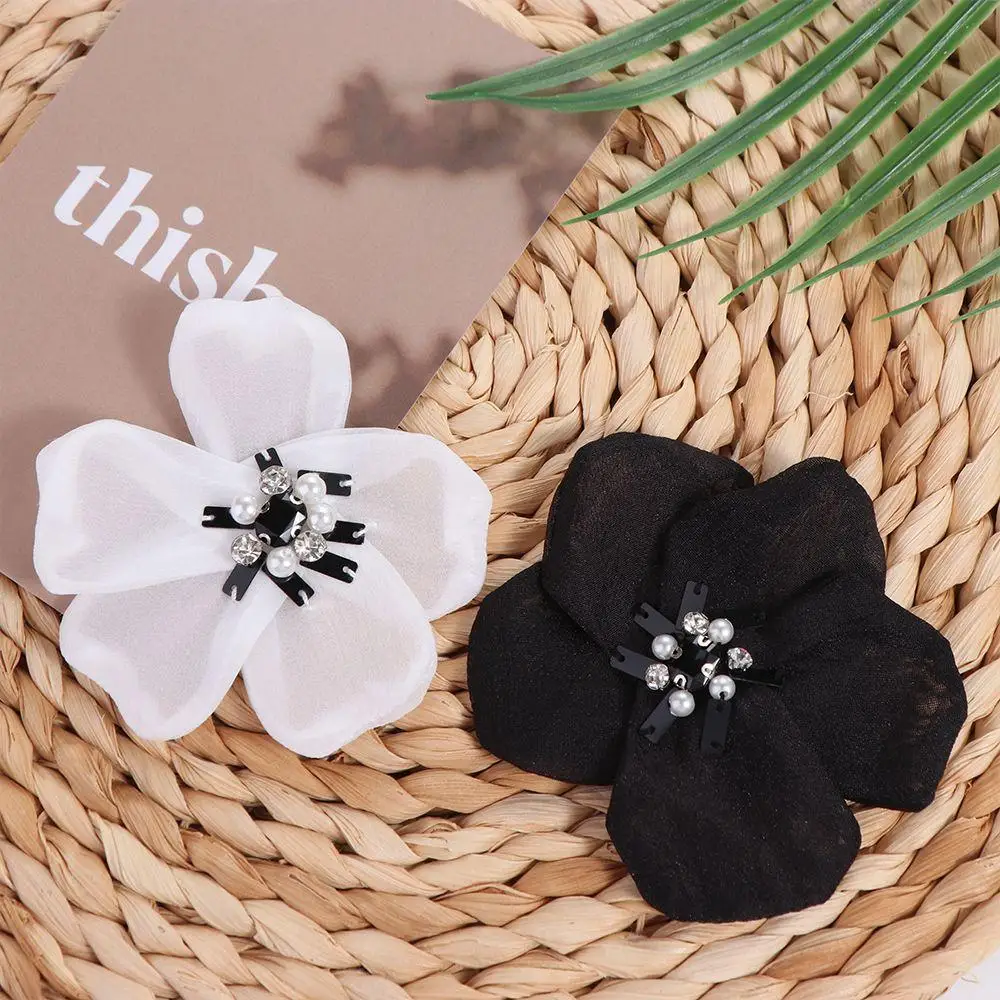 DIY Craft With Pin Flower Appliques Pearl Removable Clothing Patches 3D Clothing Brooch Clothing Applique Clothes Decoration
DIY Craft With Pin Flower Appliques Pearl Removable Clothing Patches 3D Clothing Brooch Clothing Applique Clothes Decoration