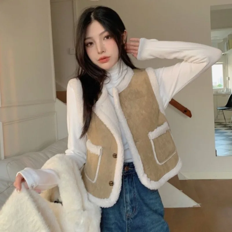 Жилеты женские уютные осенне-зимние ретро уличные модные без рукавов простые лоскутные шикарные универсальные верхняя одежда повседневная милая корейская
Жилеты женские уютные осенне-зимние ретро уличные модные без рукавов простые лоскутные шикарные универсальные верхняя одежда повседневная милая корейская