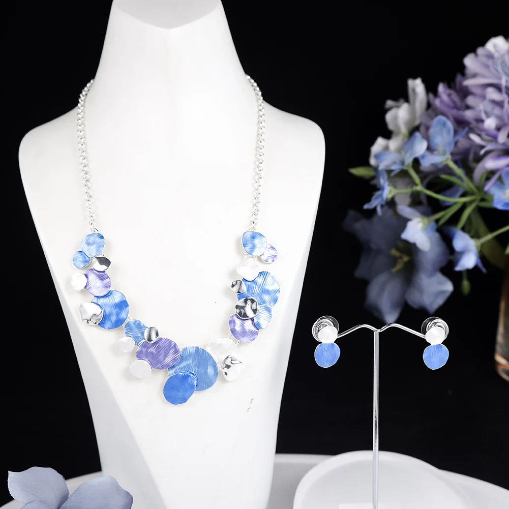 New in Colorful Chains Streetwear Geometrie Trendy Enamel Chokers Jewelry Luxury Women Birthday Gift 2000s Aesthetic Necklaces
New in Colorful Chains Streetwear Geometrie Trendy Enamel Chokers Jewelry Luxury Women Birthday Gift 2000s Aesthetic Necklaces