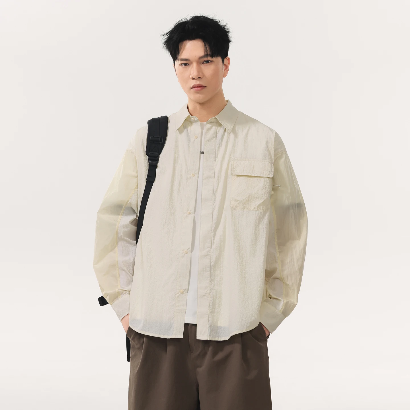 Male Streetwear Oversize Shirts Tops Men Outdoor Lightweight Sunscreen Casual Long Sleeve Quick Dry Cargo Shirts Cardigan Coat
Male Streetwear Oversize Shirts Tops Men Outdoor Lightweight Sunscreen Casual Long Sleeve Quick Dry Cargo Shirts Cardigan Coat