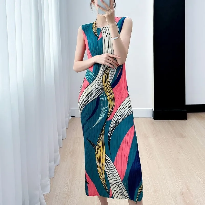 Dress Female 2023 Summer And Autumn Casual Pleated Dress Women High end Pleated Print O Neck Slim Sleeveless Dress Female Tops
Dress Female 2023 Summer And Autumn Casual Pleated Dress Women High end Pleated Print O Neck Slim Sleeveless Dress Female Tops