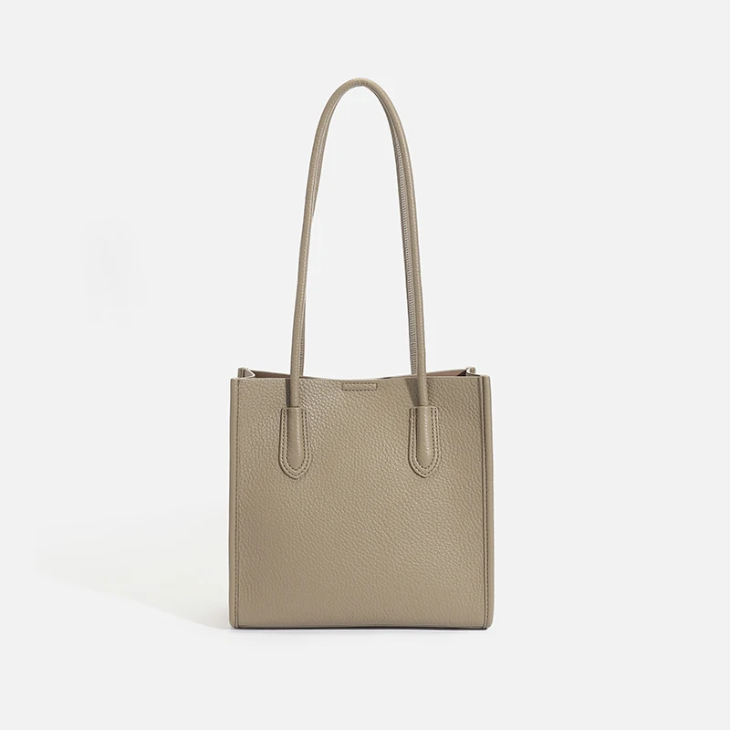 Women's Leather New Simple Shoulder Handbag Large Capacity Commuter Work Sac à main femme casual daily travel vintage
Women's Leather New Simple Shoulder Handbag Large Capacity Commuter Work Sac à main femme casual daily travel vintage