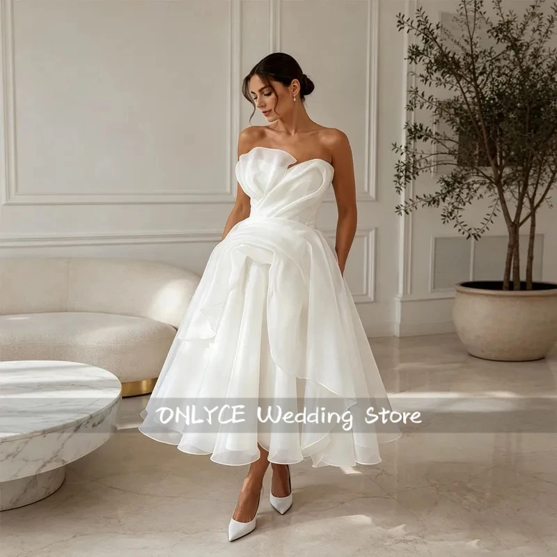 Simple Wedding Dress 2026 Organza A Line Bridal Gown Corset Back Short Reception Dress Civil Vestido Noiva Midi Customized
Simple Wedding Dress 2026 Organza A Line Bridal Gown Corset Back Short Reception Dress Civil Vestido Noiva Midi Customized