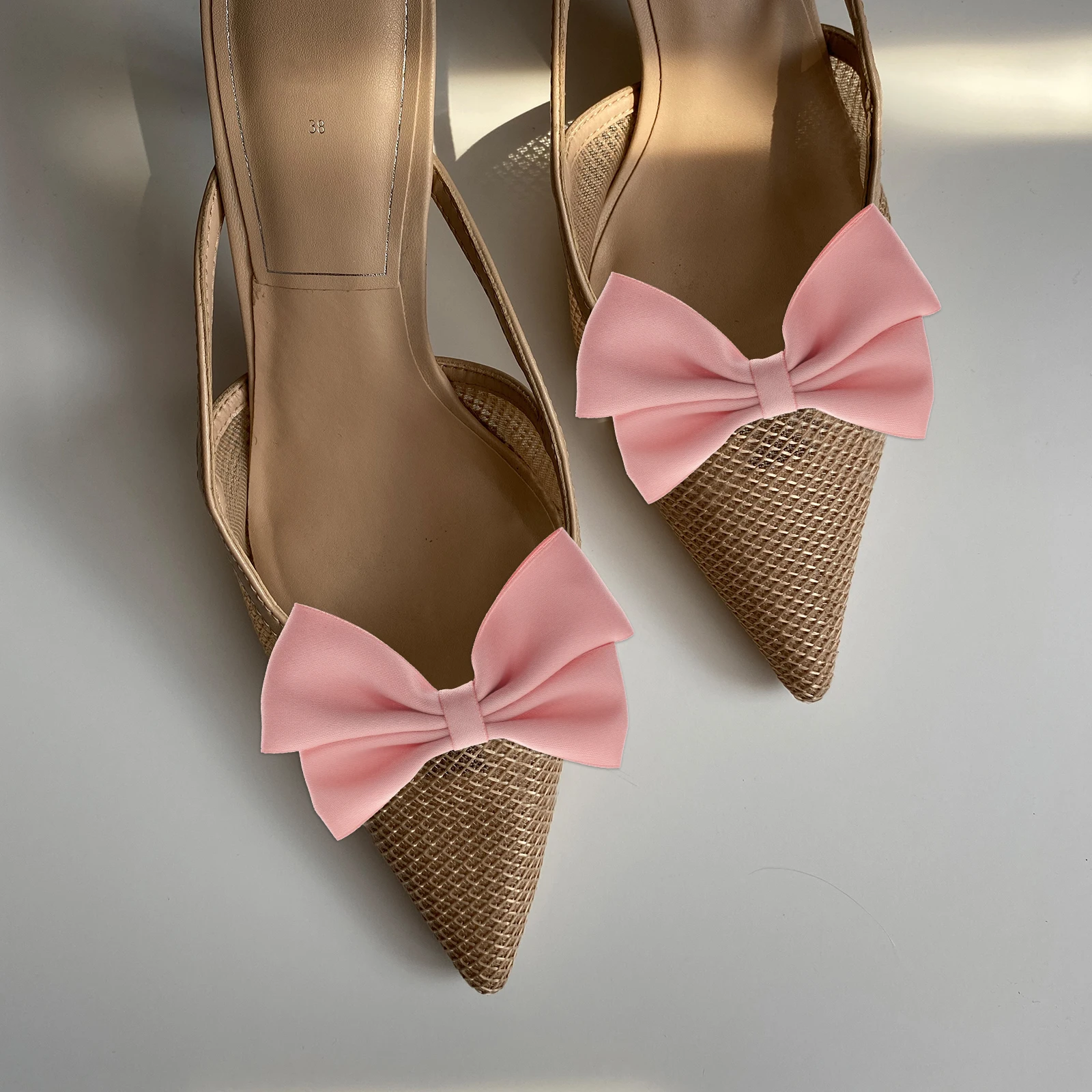 2 Pcs Bow Shoe Clips Women Decorations Detachable Accessories for Pumps Heels Flats Boots Sandals Wedding Gifts
2 Pcs Bow Shoe Clips Women Decorations Detachable Accessories for Pumps Heels Flats Boots Sandals Wedding Gifts