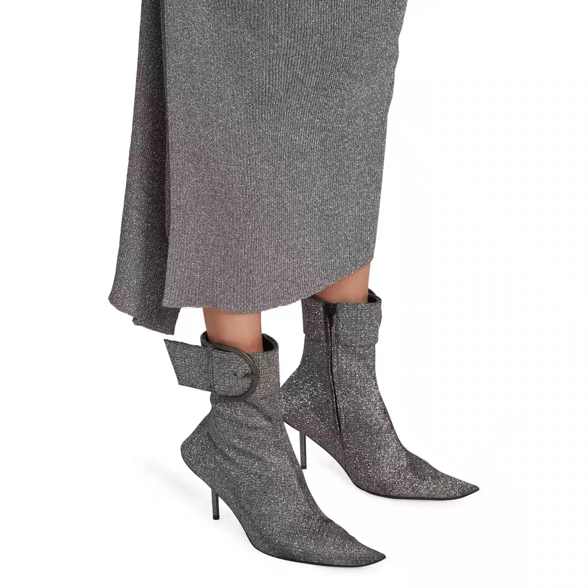 New Metal Buckle High Heel Pointed Toe Leather Nude Boots Fashion Plus Size Side Zip Short Boots
New Metal Buckle High Heel Pointed Toe Leather Nude Boots Fashion Plus Size Side Zip Short Boots