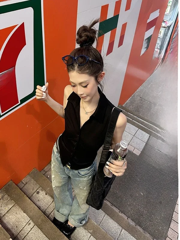 Faionable ato Heroine Collar Svel Women's Vest oulder Digging Hanging Ne Design Slim Fit Cotton Nylon Blend
Faionable ato Heroine Collar Svel Women's Vest oulder Digging Hanging Ne Design Slim Fit Cotton Nylon Blend