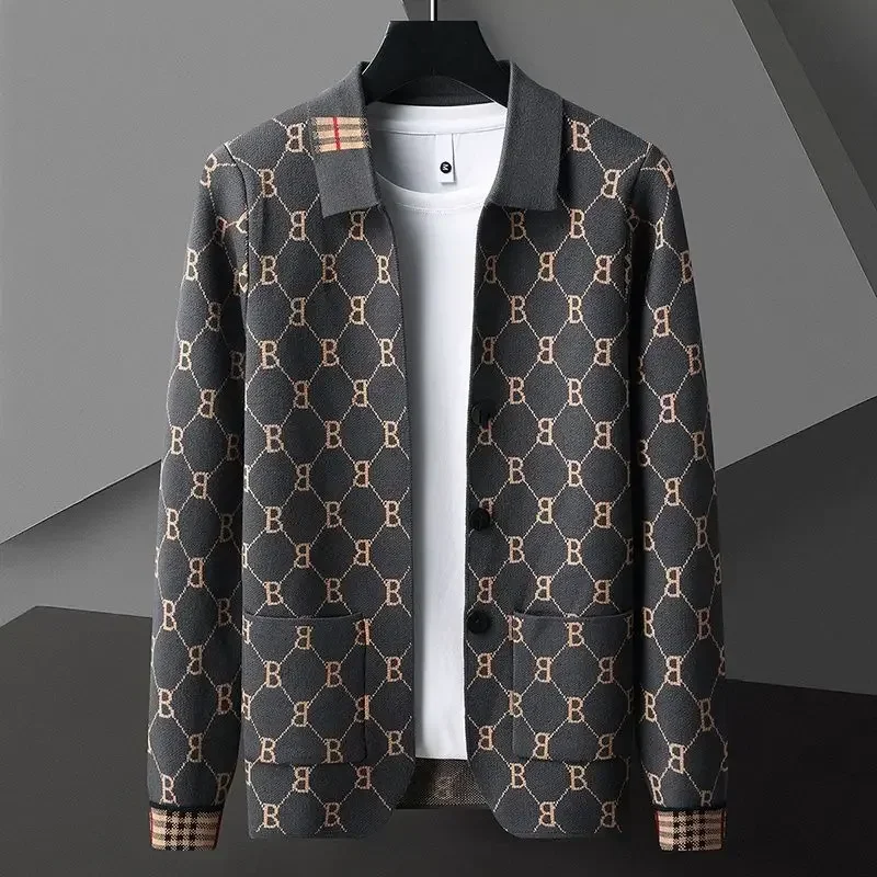 High end cardigan men's coat with spring and autumn embroidery men's coat, knitted jacket, lapel top, trendy
High end cardigan men's coat with spring and autumn embroidery men's coat, knitted jacket, lapel top, trendy