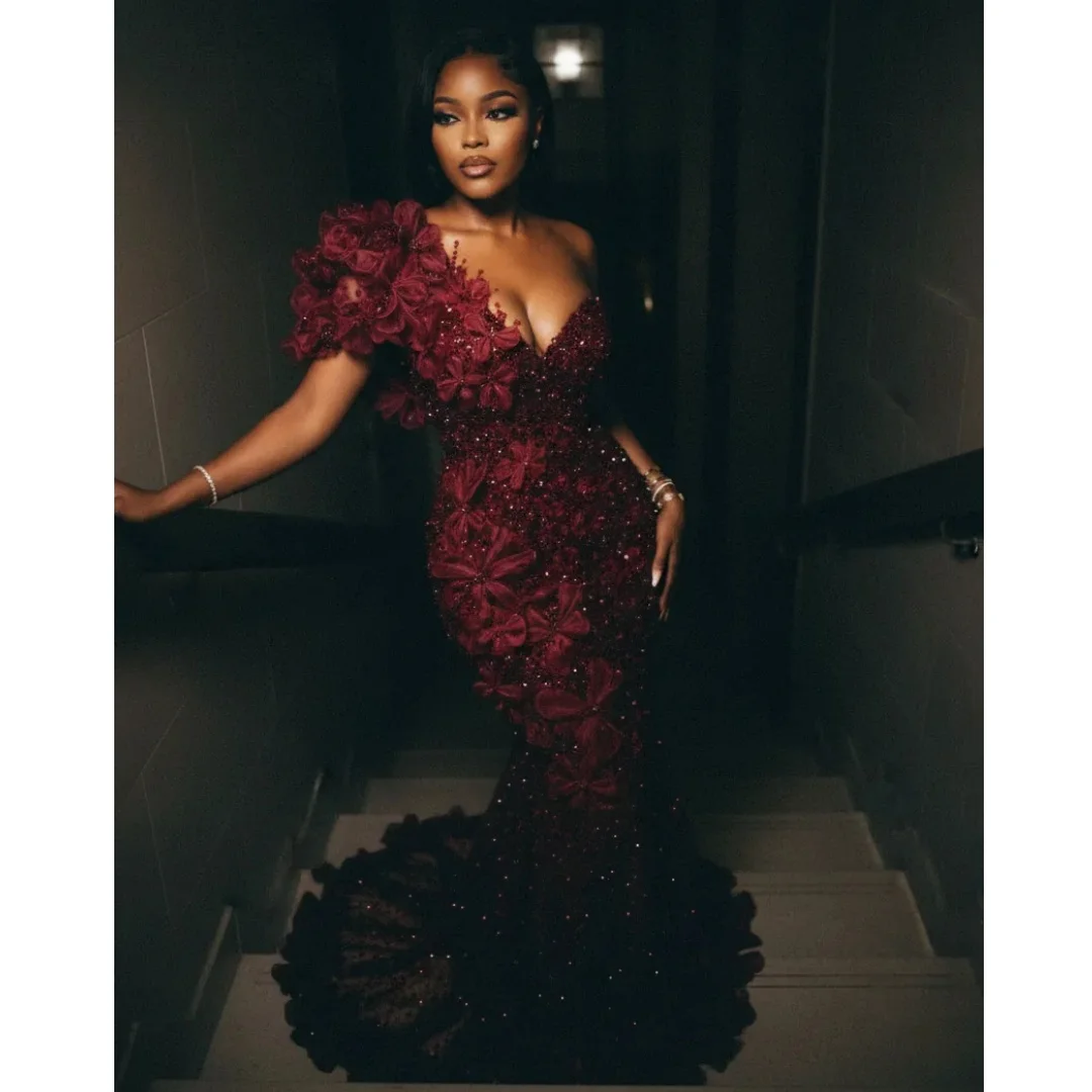 2026 Burgundy One Shoulder Sequin Mermaid Prom Dresses 3D Floral Appliques Luxury Formal Party Dress Evening Wear Customized
2026 Burgundy One Shoulder Sequin Mermaid Prom Dresses 3D Floral Appliques Luxury Formal Party Dress Evening Wear Customized