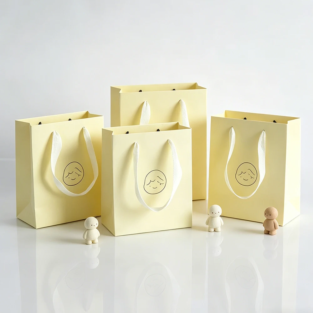 24pcs Custom Logo Jewelry Packaging Bags Kraft Paper Tote Bag with Handle 10x10x10cm Clothes Oil Flower Wedding Party Favor Bags
24pcs Custom Logo Jewelry Packaging Bags Kraft Paper Tote Bag with Handle 10x10x10cm Clothes Oil Flower Wedding Party Favor Bags