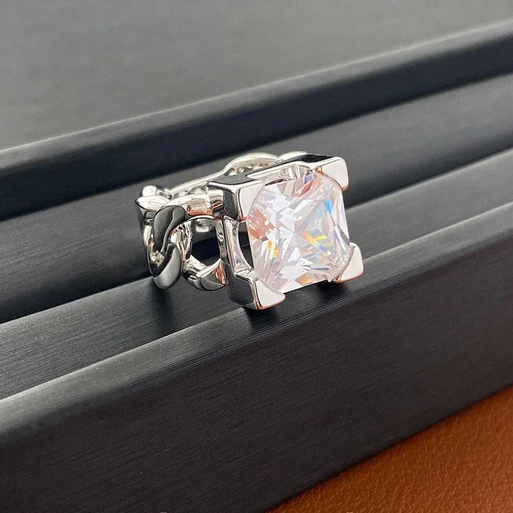 2026 Europe America Famous Designer Zircon Square Big Silver Ring Women Luxury Jewelry Charm Gift Trend
2026 Europe America Famous Designer Zircon Square Big Silver Ring Women Luxury Jewelry Charm Gift Trend