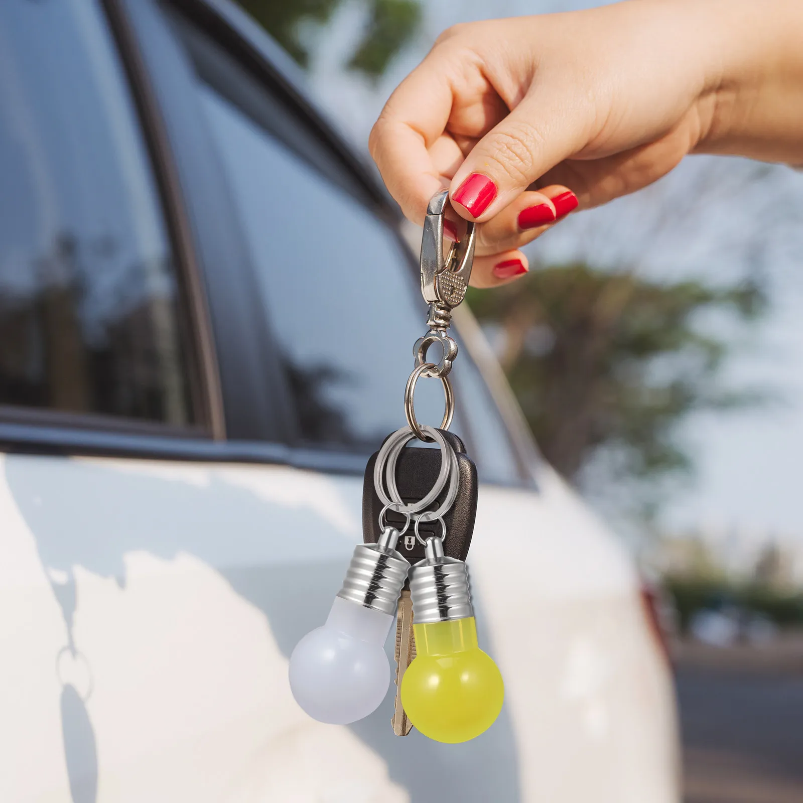 Набор из 21 миниатюрного брелока-лампочки со светодиодной подсветкой, украшения для ключей, сумок, автомобиля, модный аксессуар
Набор из 21 миниатюрного брелока-лампочки со светодиодной подсветкой, украшения для ключей, сумок, автомобиля, модный аксессуар