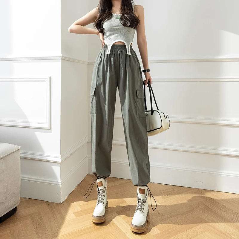Fashion Women Cargo Jeans 2023 Spring Summer Elastic High Waist Straight Cropped Denim Pants Casual Thin Workwear Pants
Fashion Women Cargo Jeans 2023 Spring Summer Elastic High Waist Straight Cropped Denim Pants Casual Thin Workwear Pants