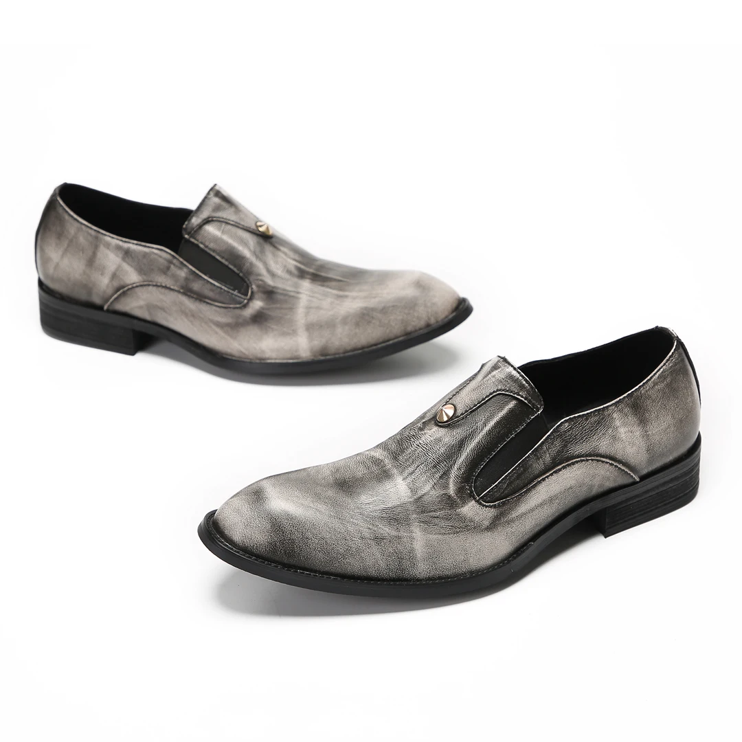 fashion print pointed toe real leather men loafers plus size slip on casual business brogue shoes male formal party dress shoes
fashion print pointed toe real leather men loafers plus size slip on casual business brogue shoes male formal party dress shoes