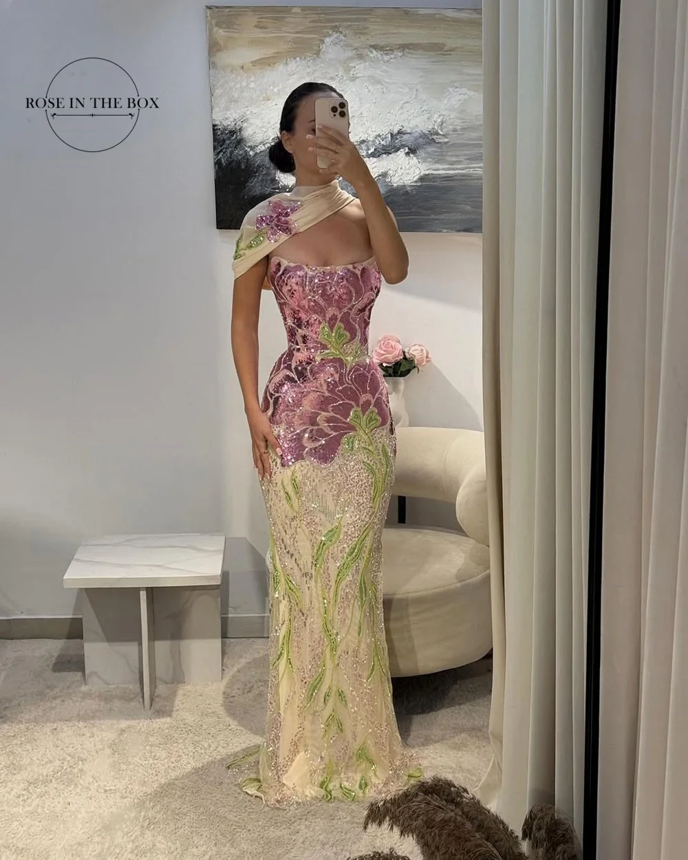 ROSEINTHEBOX Индивидуальные изысканные вечерние платья русалки с кристаллами и бисером без бретелек с шалью فساتين سهرة для женщин
ROSEINTHEBOX Индивидуальные изысканные вечерние платья русалки с кристаллами и бисером без бретелек с шалью فساتين سهرة для женщин