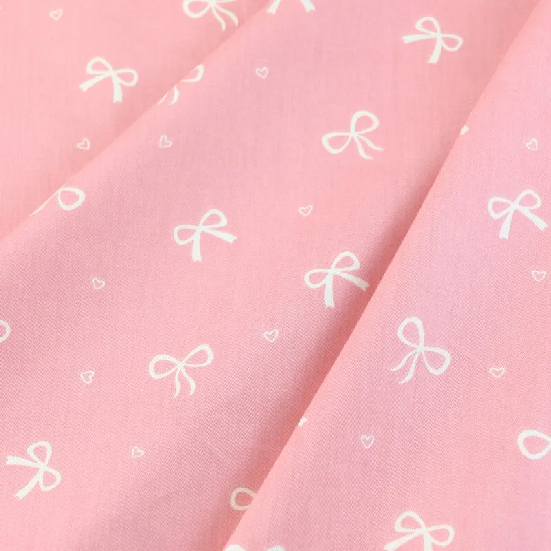 Classic Bow Peach Heart Pure Cotton Twill Fabric Spring Summer Children's Dresses Bedding Cotton Woven Printed Handmade Fabric
Classic Bow Peach Heart Pure Cotton Twill Fabric Spring Summer Children's Dresses Bedding Cotton Woven Printed Handmade Fabric