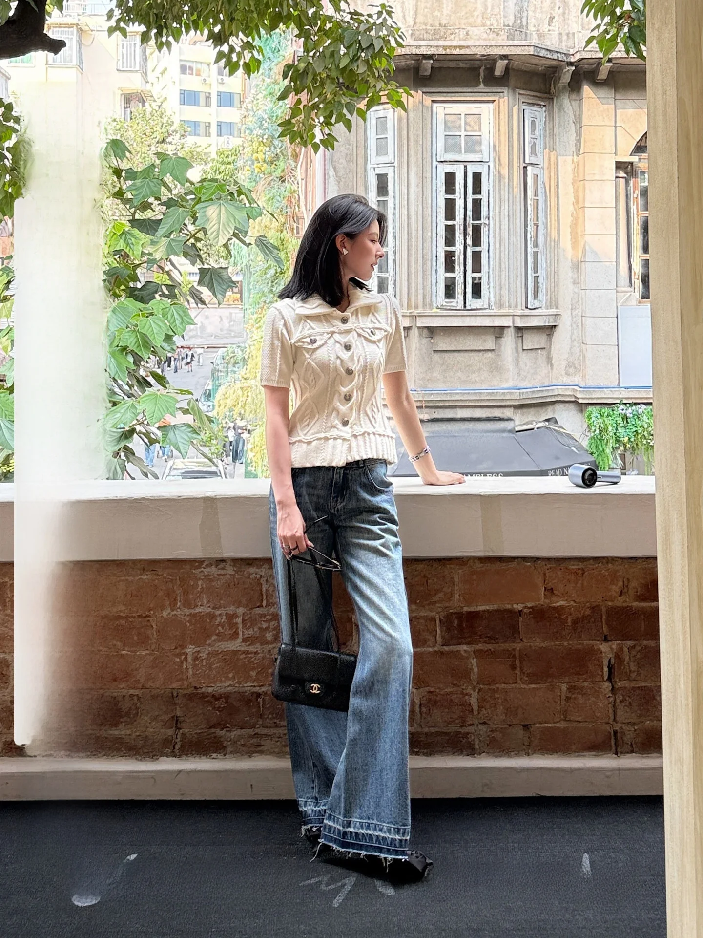 Washing Design Wide Leg Jeans Women's Loose Fit Bootcut Denim Pants Korean Style Natural Waist Cotton Spring Season
Washing Design Wide Leg Jeans Women's Loose Fit Bootcut Denim Pants Korean Style Natural Waist Cotton Spring Season