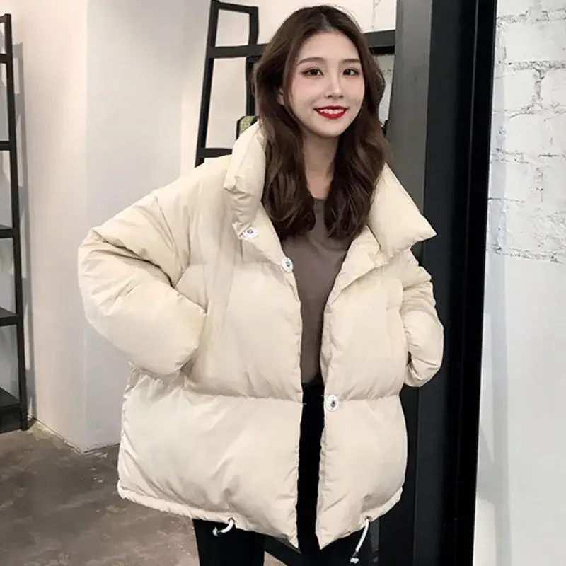New Women Short Jacket Winter Thick Hooded Cotton Padded Coats Female Korean Loose Puffer Parkas Student Ladies Oversize Outwear
New Women Short Jacket Winter Thick Hooded Cotton Padded Coats Female Korean Loose Puffer Parkas Student Ladies Oversize Outwear