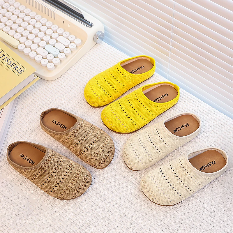 Children Lightweight and Convenient Breathable Slippers Women's Outdoor Wear Fashionable and Hot-selling Flat Slipper
Children Lightweight and Convenient Breathable Slippers Women's Outdoor Wear Fashionable and Hot-selling Flat Slipper