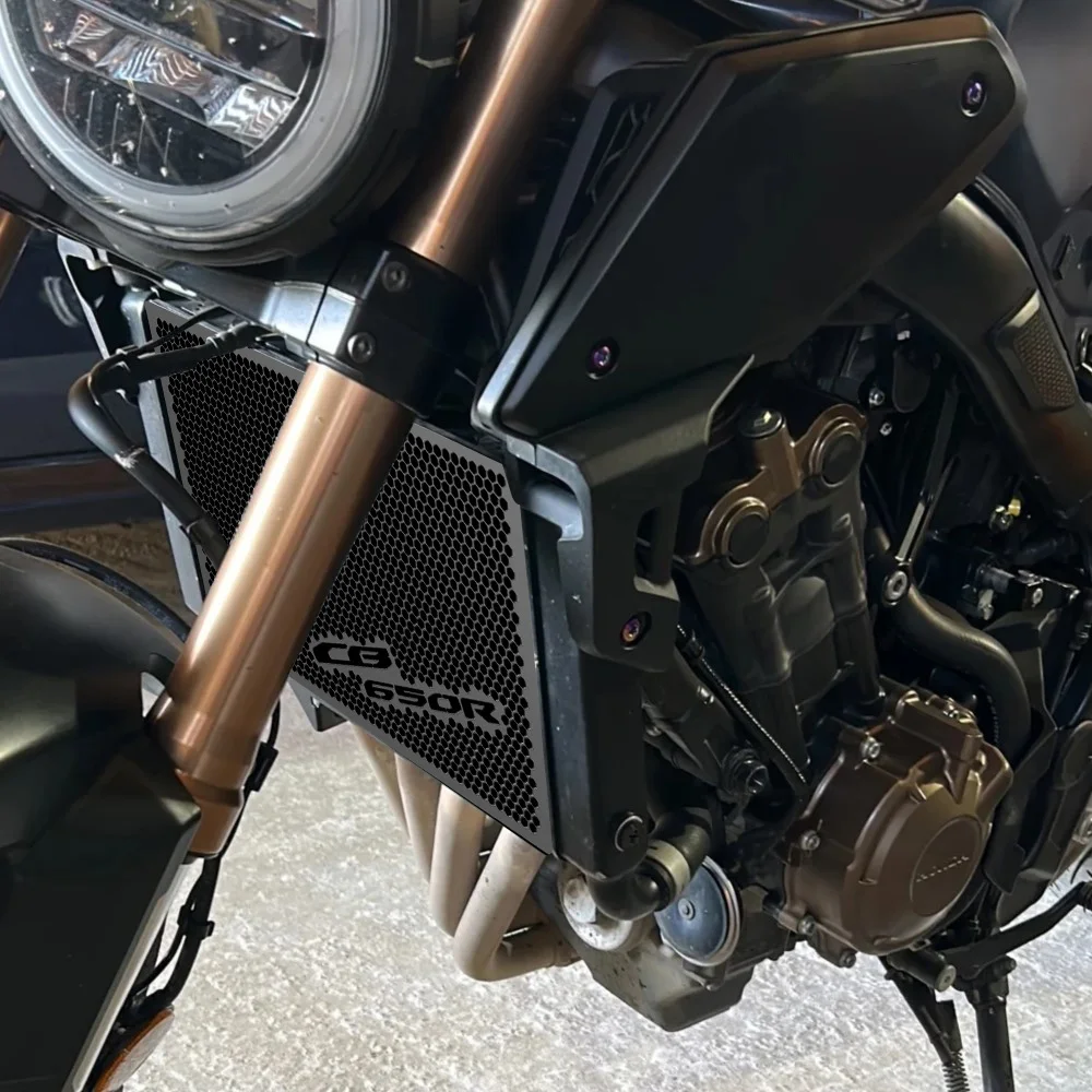 Защитная крышка радиатора решетки радиатора для Honda CB650R Neo SP Cafe CB650R аксессуары 2019-2024 защитный Алюминиевый резервуар для воды для мотоцикла
Защитная крышка радиатора решетки радиатора для Honda CB650R Neo SP Cafe CB650R аксессуары 2019-2024 защитный Алюминиевый резервуар для воды для мотоцикла