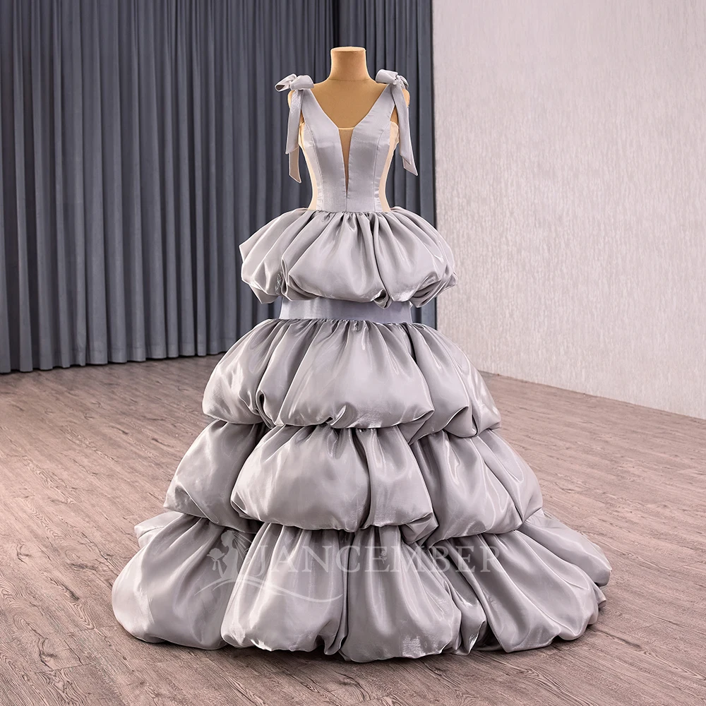 2025 New Sweet Quinceanera Dresses Lace V-neck Elegant Vintage Princess Customized Ball Gowns vestidos de 15 años quinceañeras
2025 New Sweet Quinceanera Dresses Lace V-neck Elegant Vintage Princess Customized Ball Gowns vestidos de 15 años quinceañeras