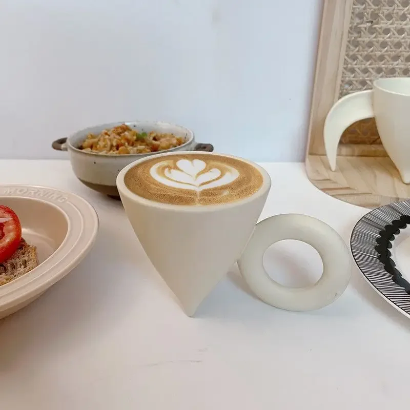 Creative and fashionable cream Coffee cup, Mug, Latte cup, Nordic creative breakfast cup, personalized water cup
Creative and fashionable cream Coffee cup, Mug, Latte cup, Nordic creative breakfast cup, personalized water cup