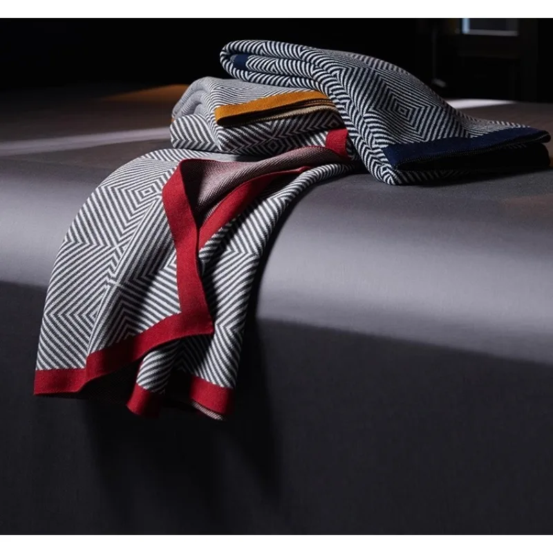 Cotton blanket bed lunch break air conditioner blanket office nap sofa blanket
Cotton blanket bed lunch break air conditioner blanket office nap sofa blanket