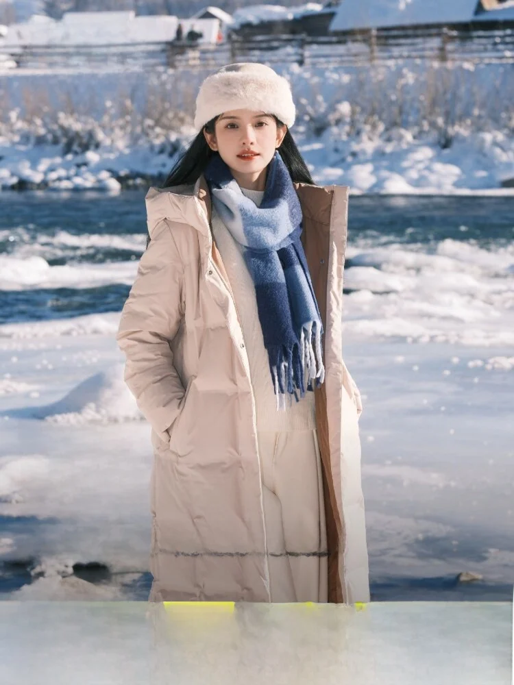 Bosideng 90 down Goose Long Hooded Women's Jacket Slim Fit Warm Outerwear Polyester Fiber Zipper Closure Winter Coat
Bosideng 90 down Goose Long Hooded Women's Jacket Slim Fit Warm Outerwear Polyester Fiber Zipper Closure Winter Coat