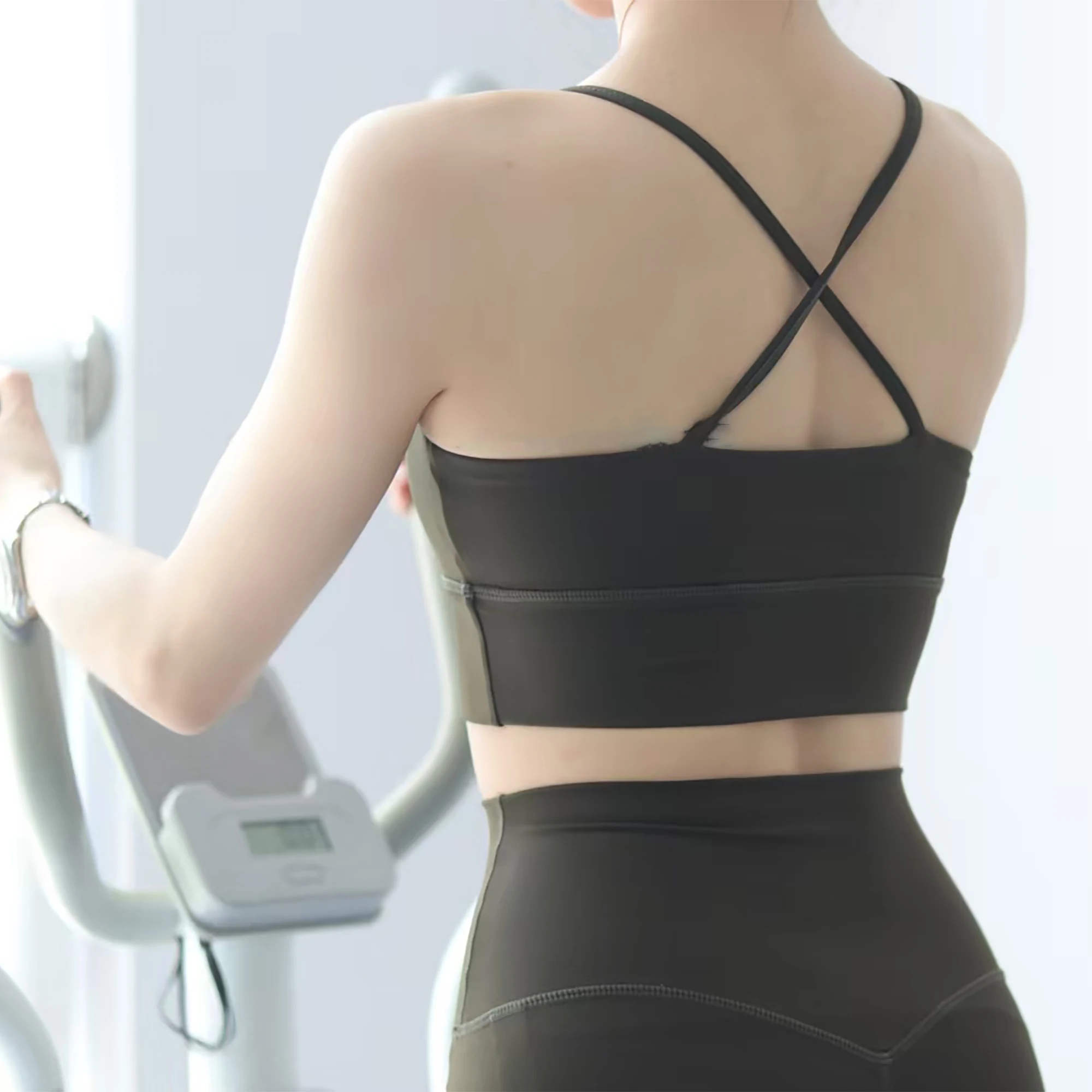 Female Sexy Tank Top Elastic Breathable Women's Bra Beautiful Back Cute Yoga Vest Lady’s Sports Yoga Fitness Clothes
Female Sexy Tank Top Elastic Breathable Women's Bra Beautiful Back Cute Yoga Vest Lady’s Sports Yoga Fitness Clothes