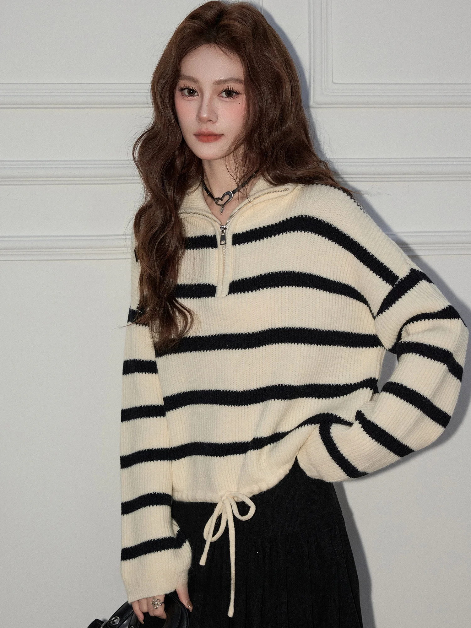 Mii Xiao Ke Korean Style Striped Knit Sweater Women's Half Zip Loose Versatile Sweater Autumn Winter Knittedwear Soft Long Sl...
Mii Xiao Ke Korean Style Striped Knit Sweater Women's Half Zip Loose Versatile Sweater Autumn Winter Knittedwear Soft Long Sl...