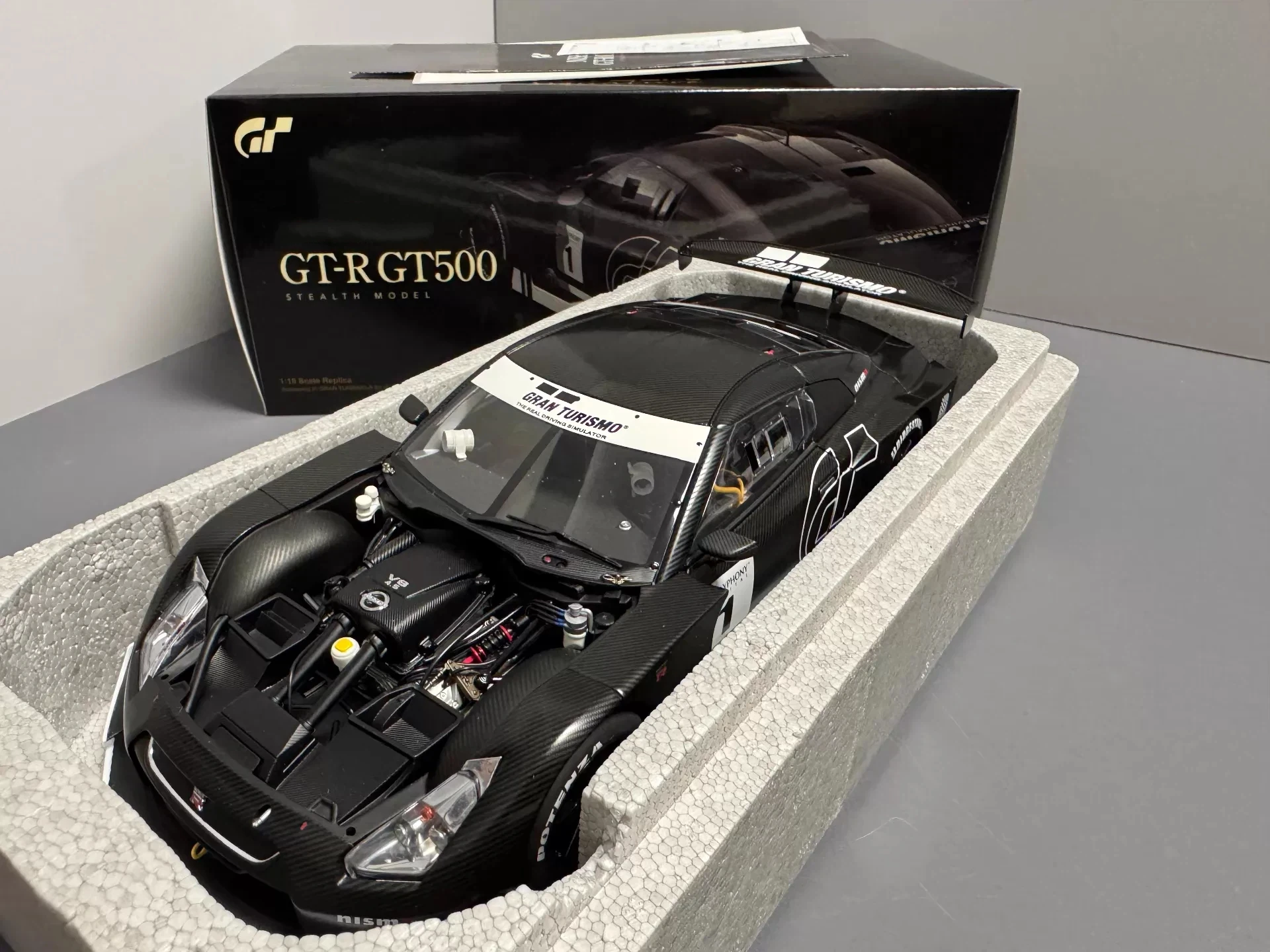 Autoart 1:18 GTR GT500 Game Edition Simulation Limited Edition All Open Alloy Metal Static Car Model Toy Gift
Autoart 1:18 GTR GT500 Game Edition Simulation Limited Edition All Open Alloy Metal Static Car Model Toy Gift