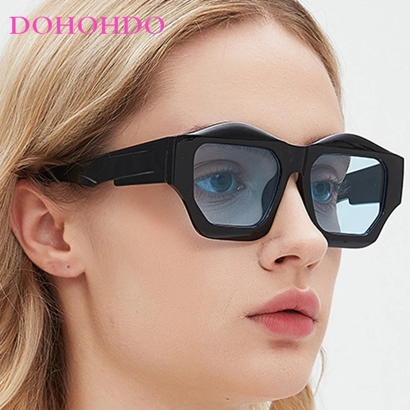 Fashion Big Frame Cat Eye Women Sunglasses Trendy Luxury Designer Irregular Sunglass Men Outdoor Summer Traveling Eyewear UV400
Fashion Big Frame Cat Eye Women Sunglasses Trendy Luxury Designer Irregular Sunglass Men Outdoor Summer Traveling Eyewear UV400