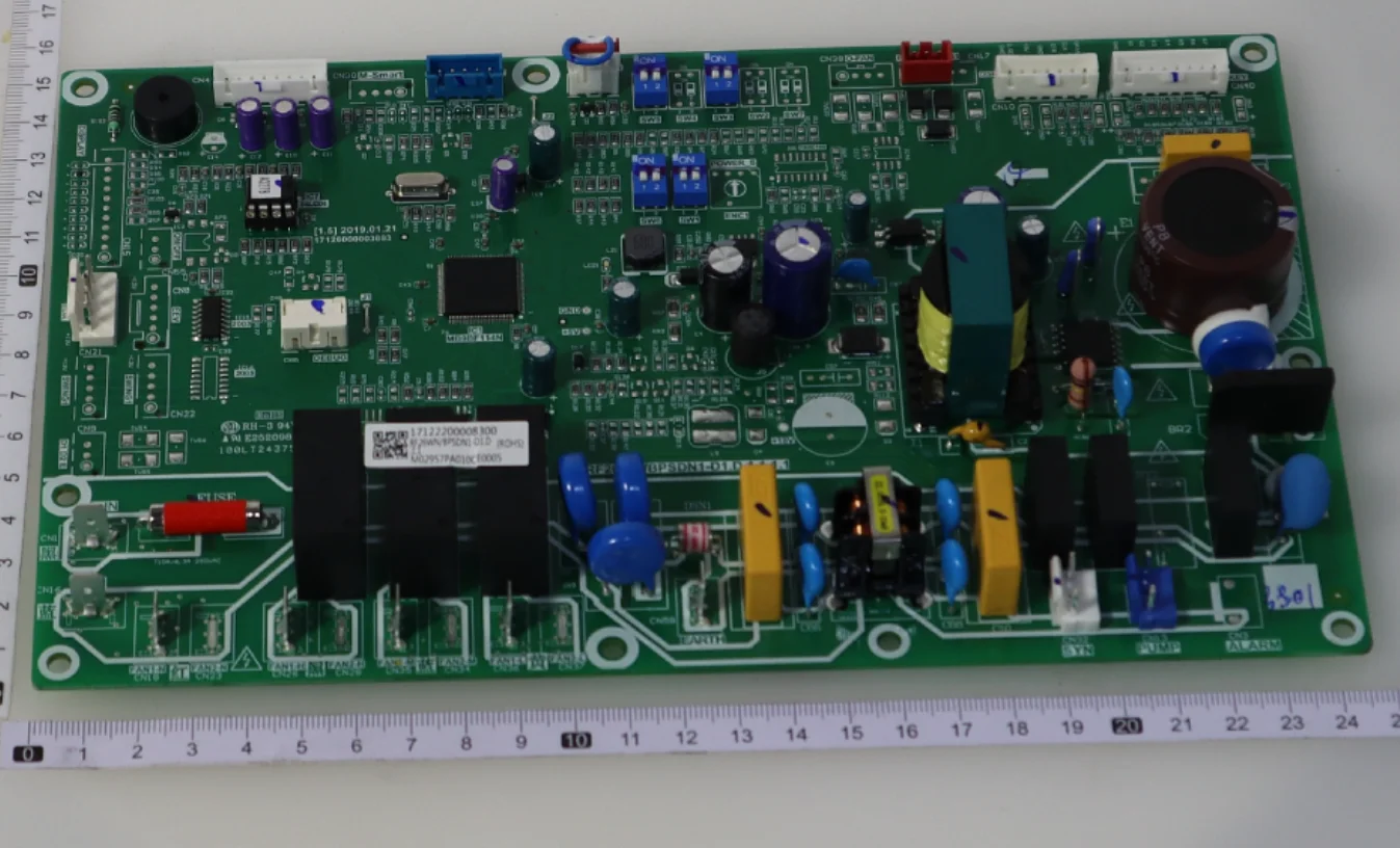 New Midea 10HP cabinet control board 17126000003893 17122200A02614 CE-RF26WN/BPN1-D1 CE-RF26WN/BPSDN1-D1
New Midea 10HP cabinet control board 17126000003893 17122200A02614 CE-RF26WN/BPN1-D1 CE-RF26WN/BPSDN1-D1