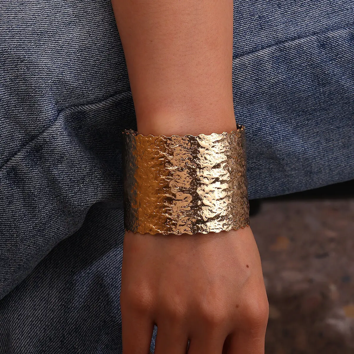 Vintage Texture Wide Open Bracelets Bangles For Women Gold Color Exaggerated Chunky Adjustable Jewelry Birthday Party Punk Gift
Vintage Texture Wide Open Bracelets Bangles For Women Gold Color Exaggerated Chunky Adjustable Jewelry Birthday Party Punk Gift