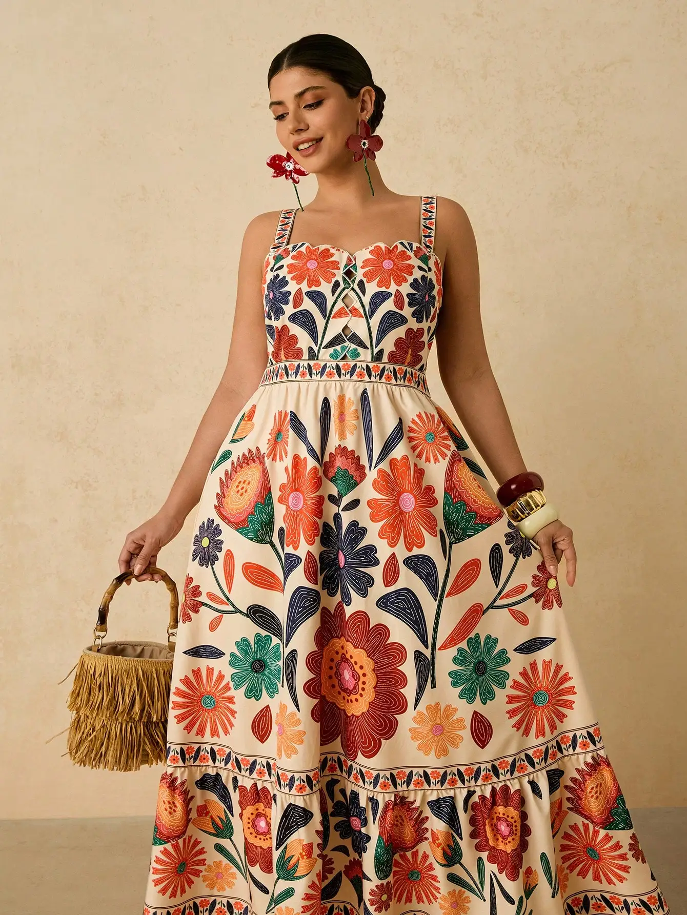 Women's Cream Floral Print Maxi Dress with Straps, Boho Style for Spring Vacation
Women's Cream Floral Print Maxi Dress with Straps, Boho Style for Spring Vacation