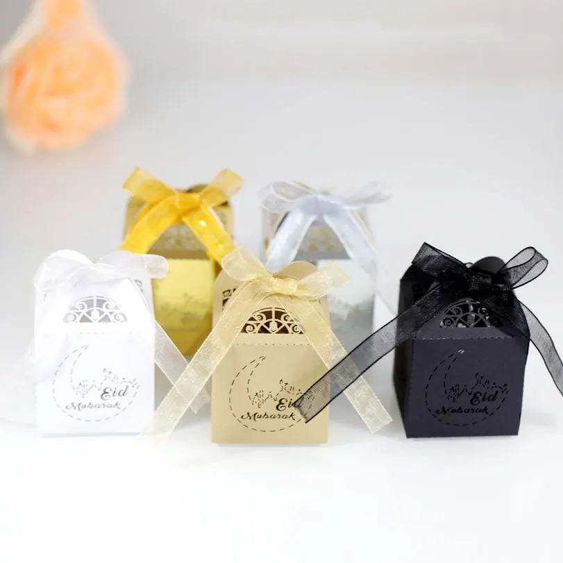 20pcs Laser Cut Mubarak Box Candy Ramadan Kareem Favor Gift Boxes DIY Islamic Muslim Festival Happy Al-Fitr Eid Party Decoration
20pcs Laser Cut Mubarak Box Candy Ramadan Kareem Favor Gift Boxes DIY Islamic Muslim Festival Happy Al-Fitr Eid Party Decoration