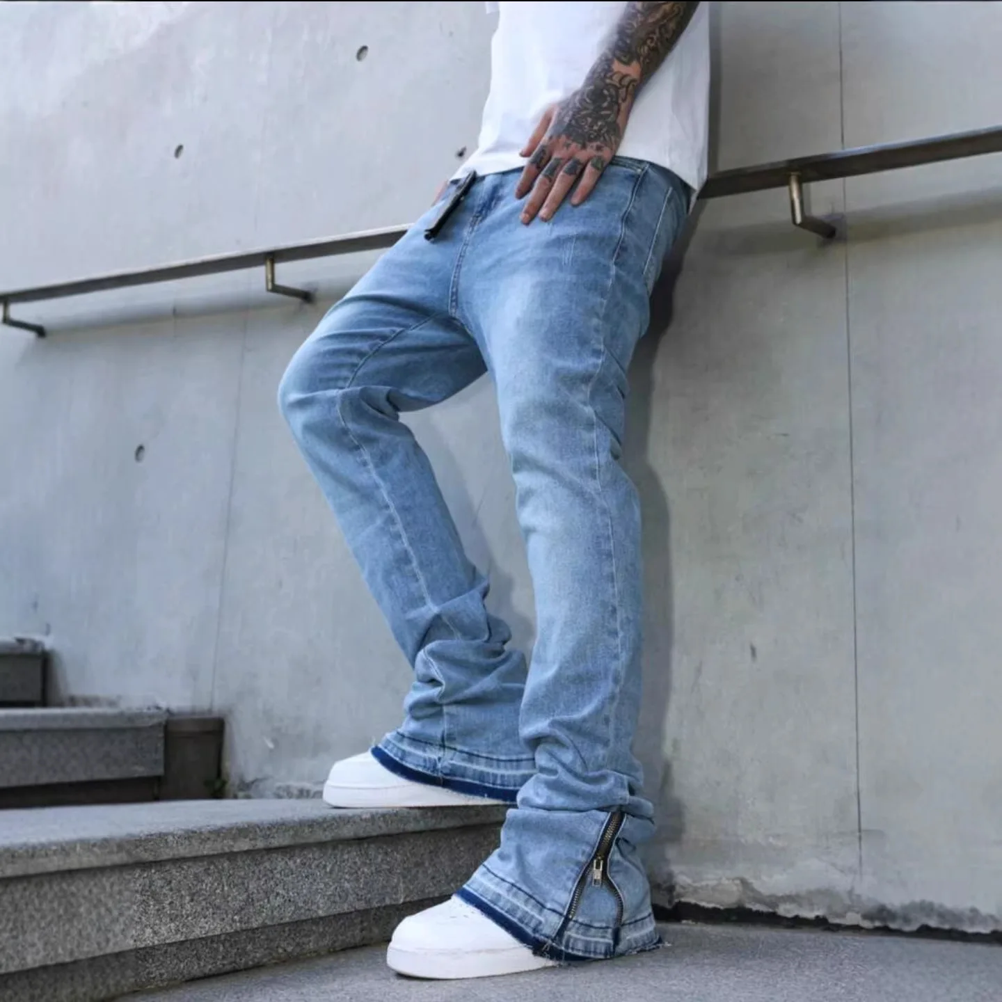 Mens Washed Light Blue Jeans Loose Straight Leg Bell Bottom Pants High Street Fashion Casual Trousers
Mens Washed Light Blue Jeans Loose Straight Leg Bell Bottom Pants High Street Fashion Casual Trousers