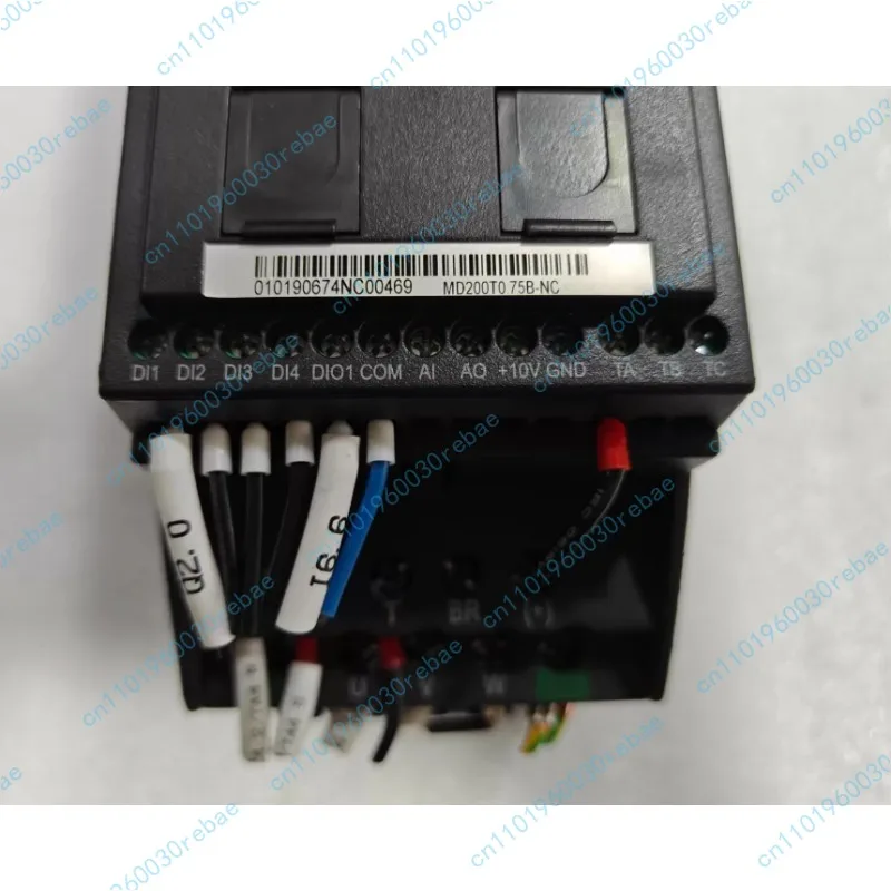 Accessories 1pcs frequency converter Model: MD200T0.75B-NC Input: 3PH AC 380V/220-480V/277V 4.5A 50/60Hz Output: 3PH AC 0-480V 3
Accessories 1pcs frequency converter Model: MD200T0.75B-NC Input: 3PH AC 380V/220-480V/277V 4.5A 50/60Hz Output: 3PH AC 0-480V 3