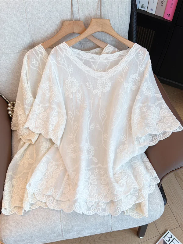Heavy Embroidery Lace Half Sleeve Shirt Women Summer Unique Design plus Size Beautiful Top Thin Cotton T-Shirt Pure Color
Heavy Embroidery Lace Half Sleeve Shirt Women Summer Unique Design plus Size Beautiful Top Thin Cotton T-Shirt Pure Color